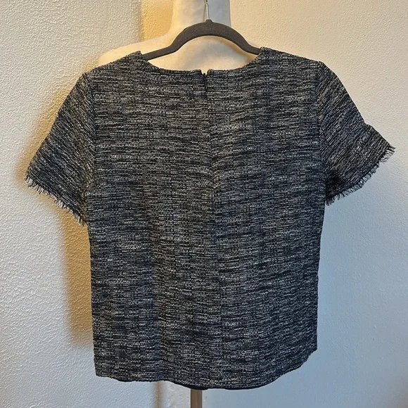 J Crew Women's Navy Blue White Tweed Top Short Sleeve 
Size XS - Picture 5 of 10